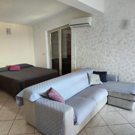 Casa Carmelo Appartement Nizza di Sicilia Buitenkant foto