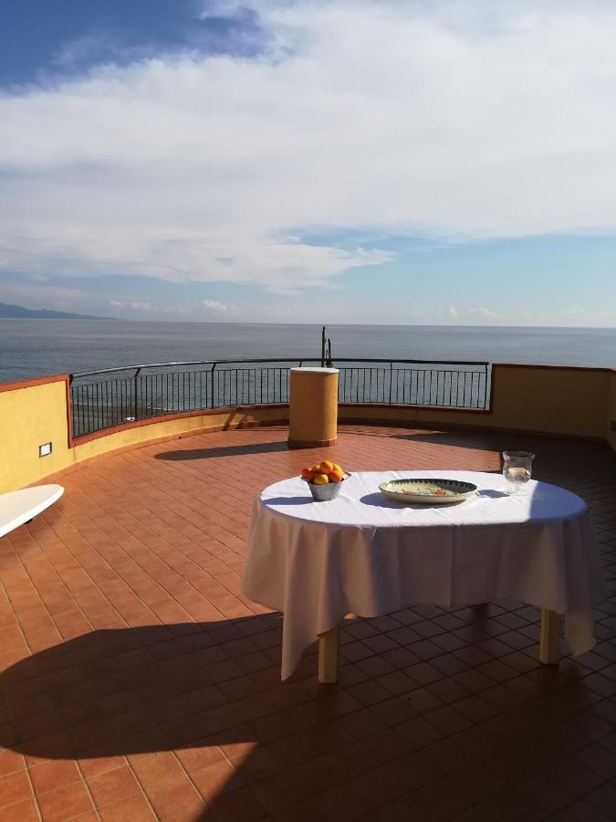 Casa Carmelo Appartement Nizza di Sicilia Buitenkant foto
